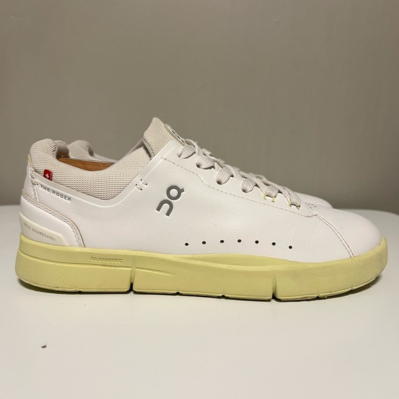 On Cloud The Roger Advantage Womens US 8 White Athletic Leather Shoes Sneakers - Picture 4 of 12